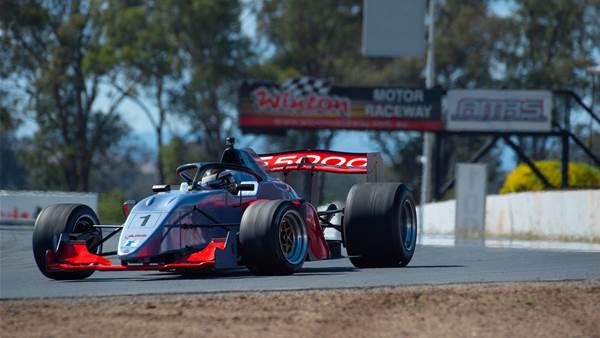 S5000 tests at Winton
