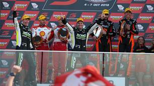Lowndes set for Supercars finale at Newcastle