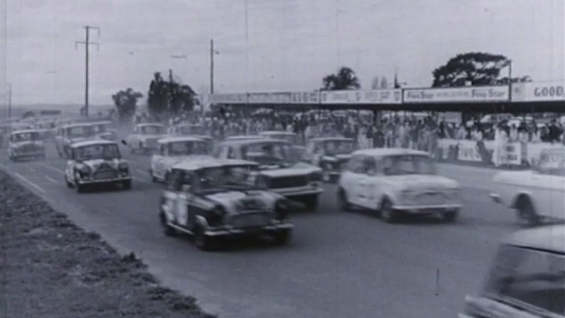 1966 Gallaher Bathurst 500 highlights 1966 Gallaher Bathurst 500 highlights