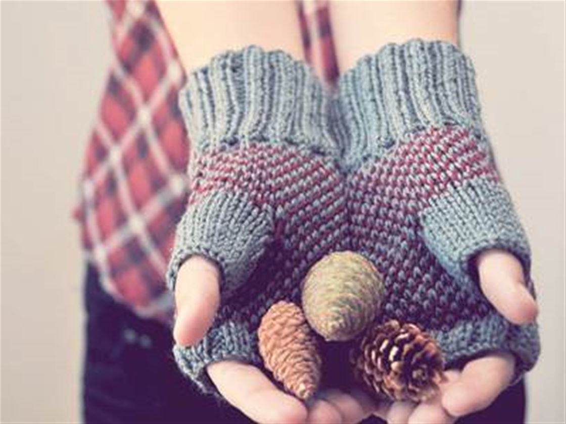 elde knitted mittens elde knitted mittens