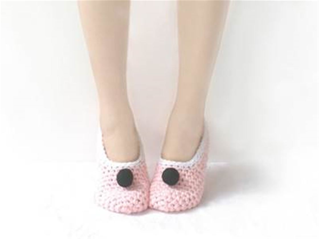 crocheted house shoes crocheted house shoes