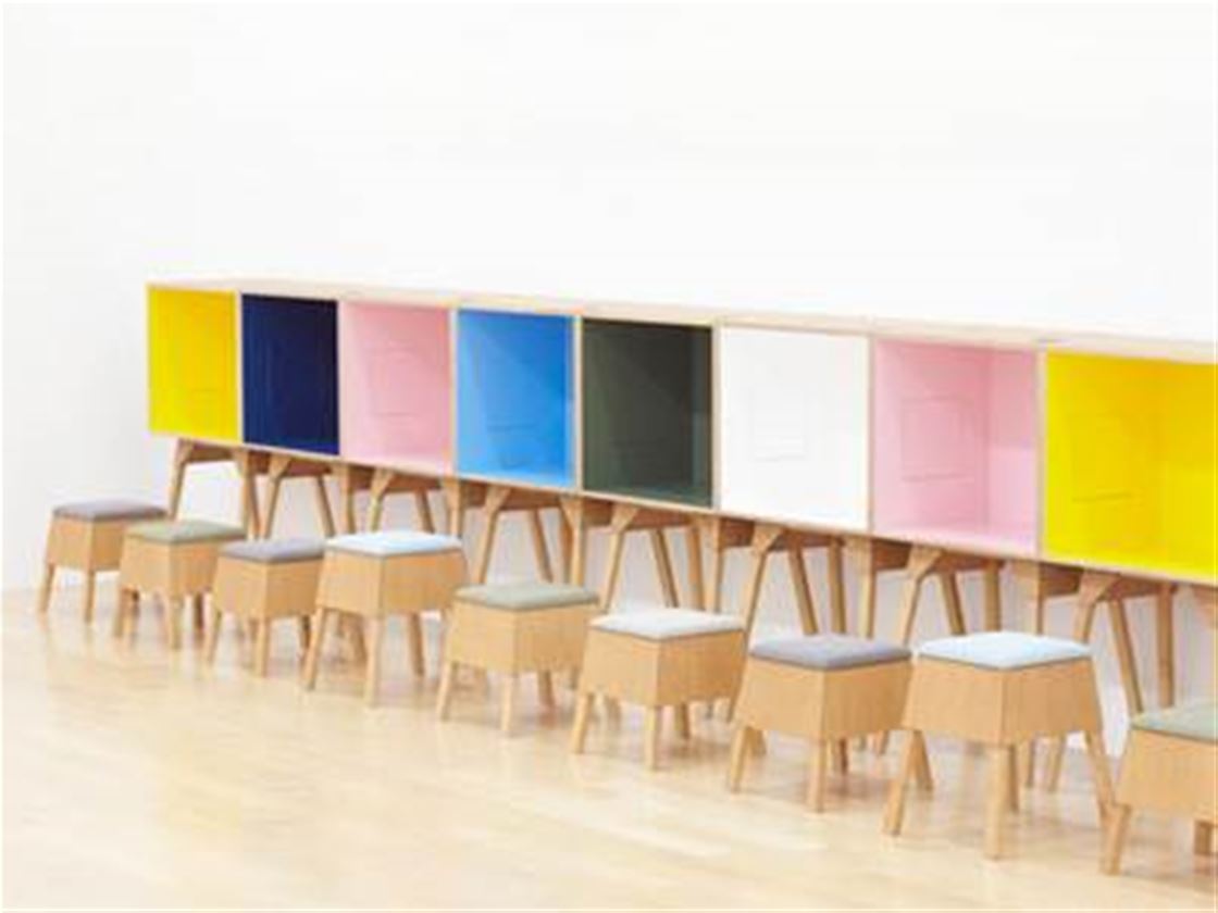cool koloro desk and stool design cool koloro desk and stool design