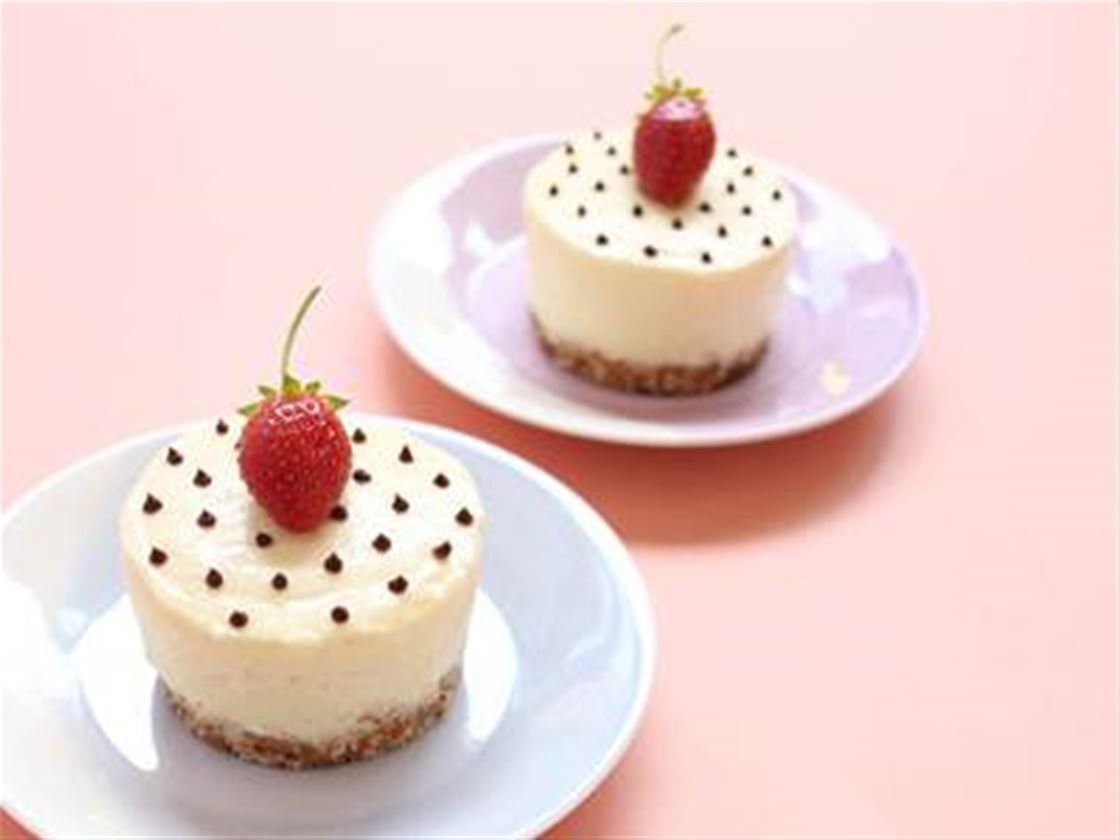 white chocolate cheesecake with ginger and coconut white chocolate cheesecake with ginger and coconut