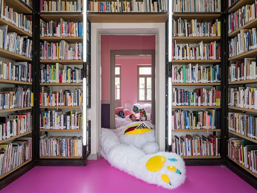 fall into this fluffy library
