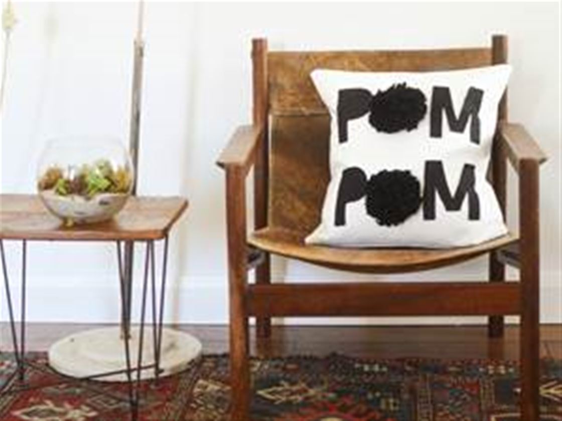 diy pom pom pillow diy pom pom pillow