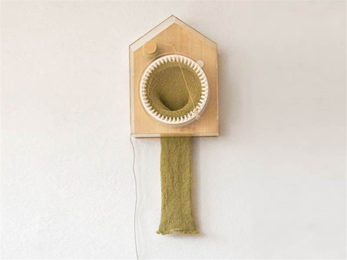 the knitting clock