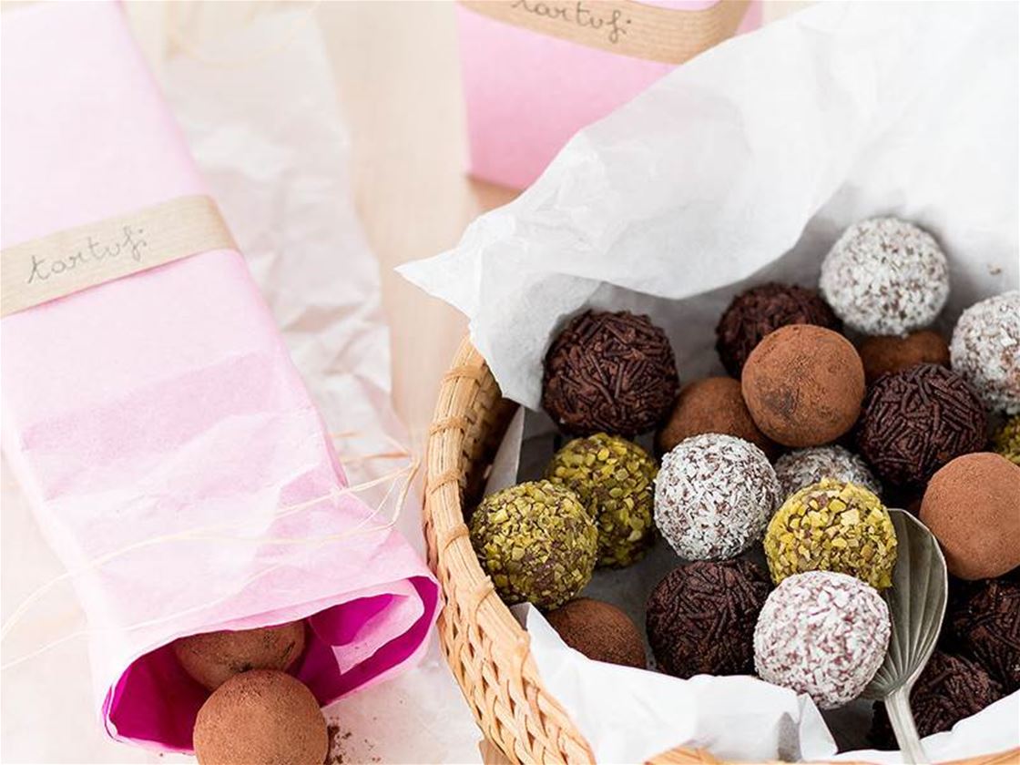 chocolate truffles chocolate truffles