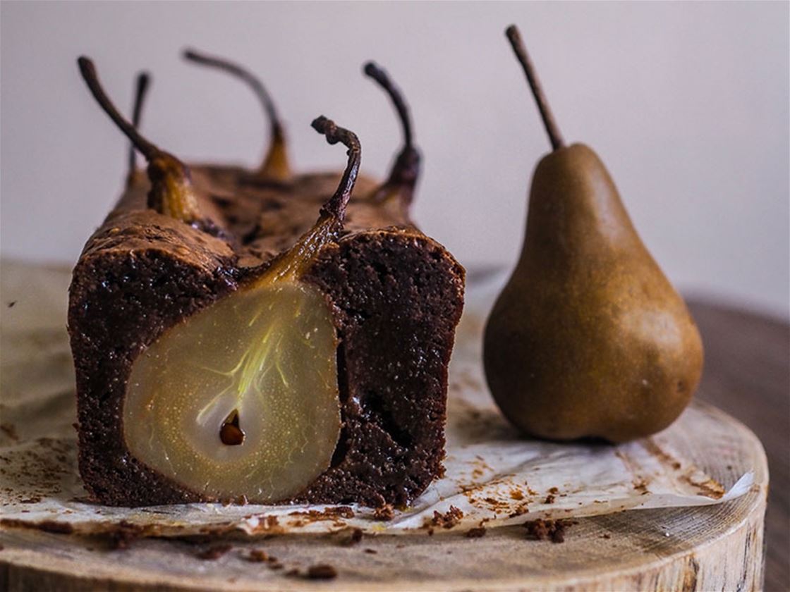 pear and chocolate loaf cake pear and chocolate loaf cake