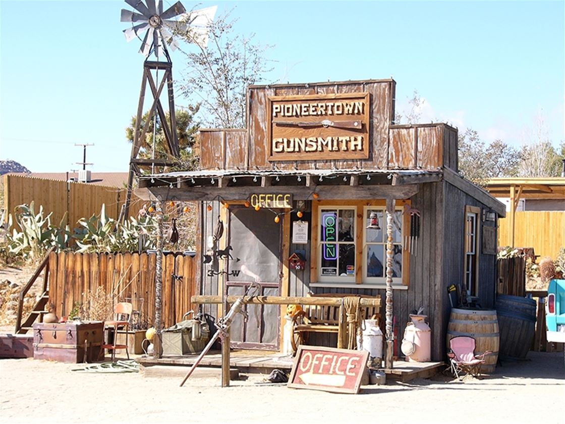 pioneertown pioneertown