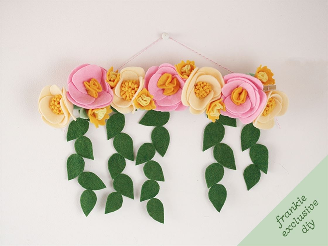 frankie exclusive diy: felt flower wall hanging frankie exclusive diy: felt flower wall hanging