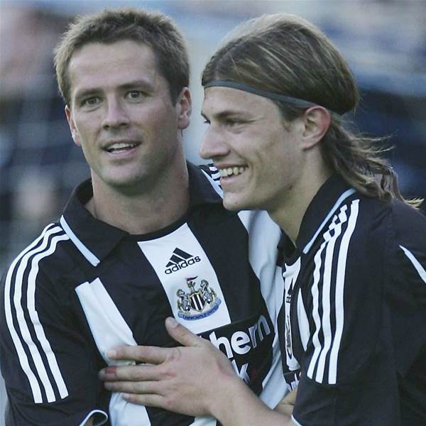 Owen Pledges Future to Magpies Owen Pledges Future to Magpies