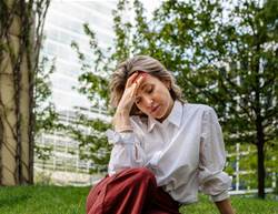 Your Age at Menopause May Predict Your Brain Health Years Later