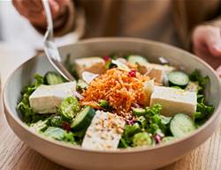 Vegan Diet Reduces Biological Age, Study Finds