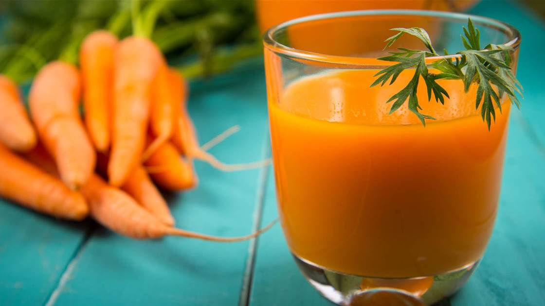 7 Ways Carrot Juice Is Good for Your Skin, Eyes, and Immunity