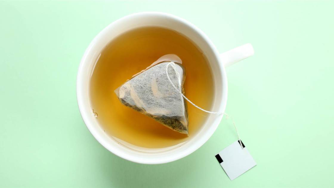 Dietitians Explain How Tea Cleanses Work—and Why They Could Make You Really Sick