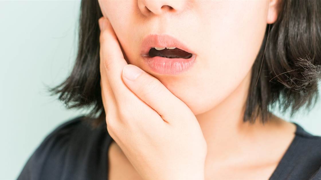 12 major signs you’re grinding your teeth at night
