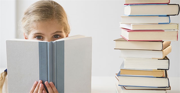 Be In Total Girl's Book Club! Be In Total Girl's Book Club!