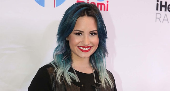 Demi's Adorbs Christmas Gift! Demi's Adorbs Christmas Gift!