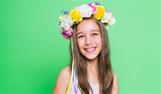 DIY: Floral Garland DIY: Floral Garland