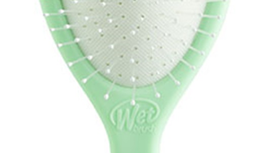 Summer Beach Beauty Essentials!