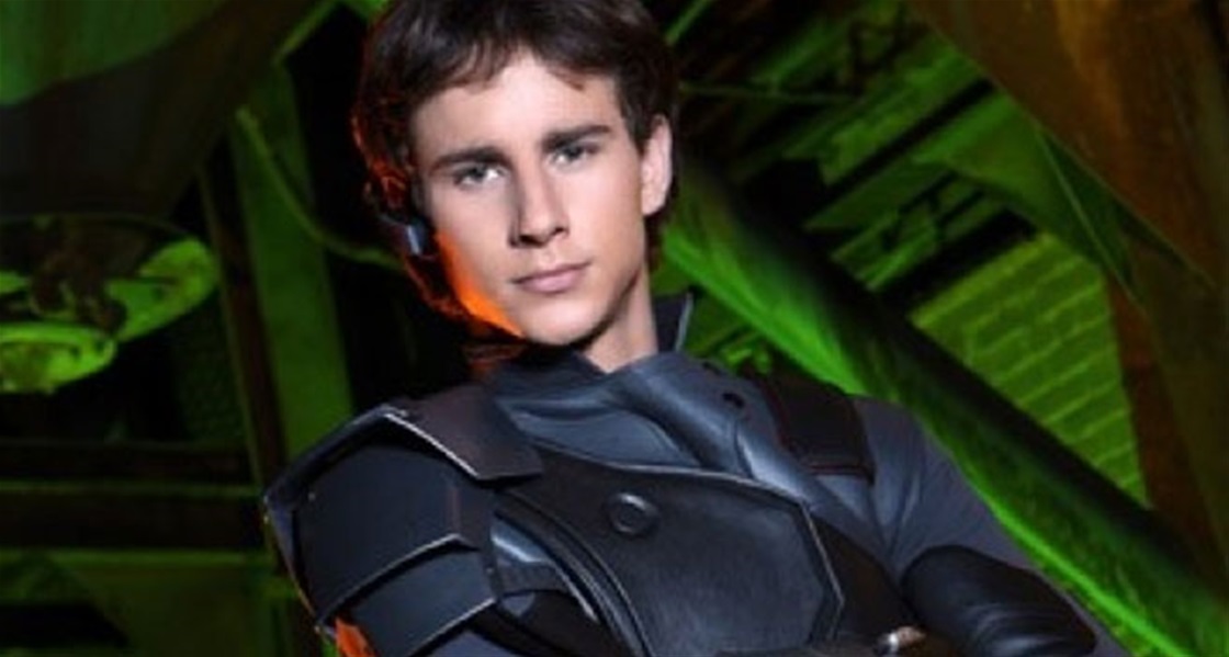 Aaron Stone Review KZone