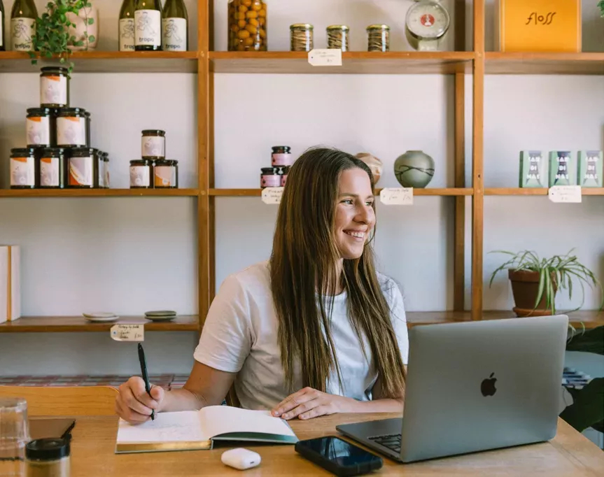 how to gain the confidence to work for yourself