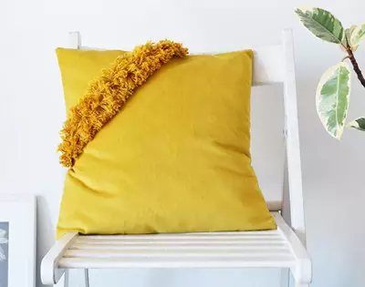 frankie exclusive diy: fringed cushion cover