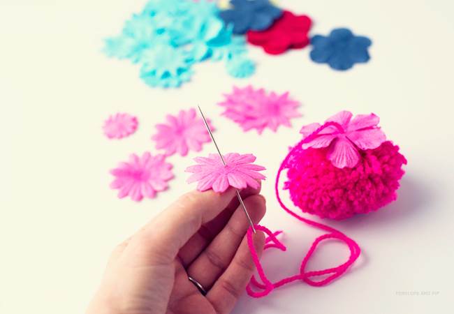 DIY-Pom-Pom-Chandelier-by-Penelope-And-Pip Step2 Frankie