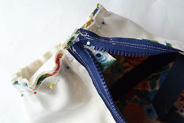 Dispalang Unicorn Travel Duffle Bags For Women DIY Image Canvas
