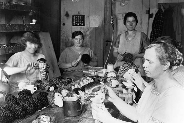inside doll factory 4