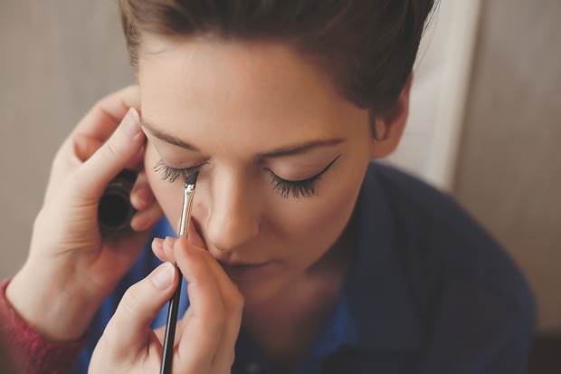 winged-eyeliner-3
