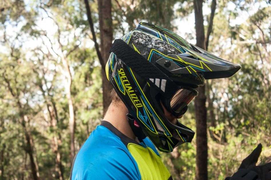 specialized dissident carbon helmet
