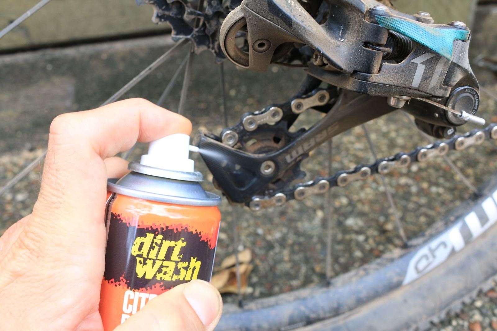 TESTED: Weldtite Dirt Trap Chain Cleaner - Australian Mountain