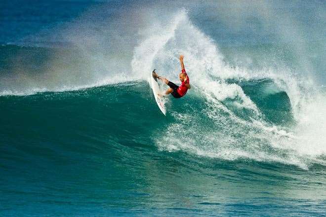 Kelly Slater Quits Quiksilver - Tracks Magazine - The Surfers' Bible ...