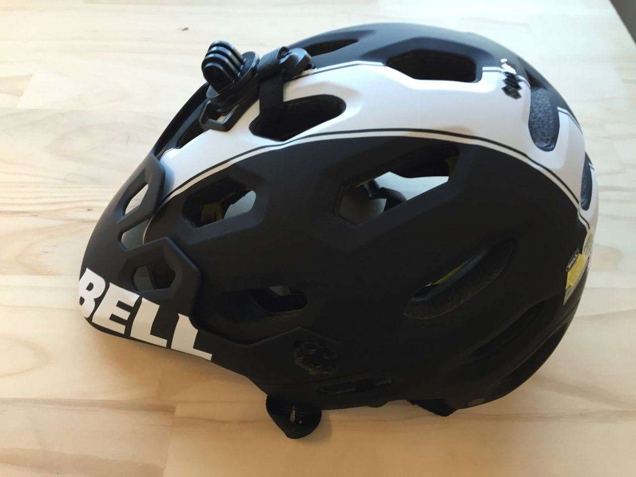 bell 2r helmet