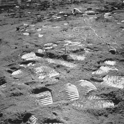 Bootprints-on-the-Moon