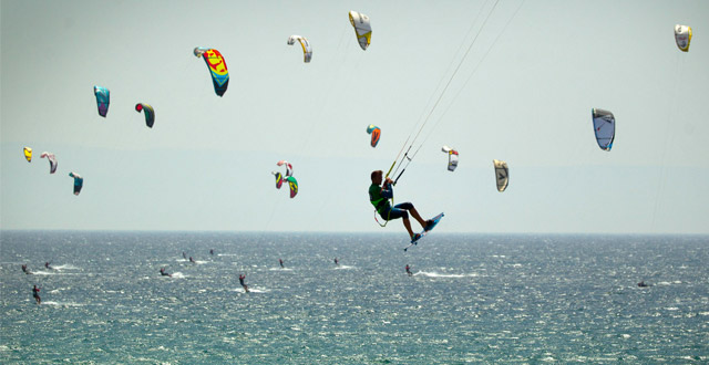New Kitesurfing Guinness World Record – K-Zone