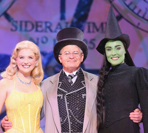 7 Facts About Wicked – Total Girl