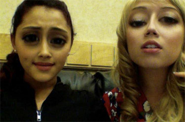 Ariana and Jennette: Funny Faces – Total Girl