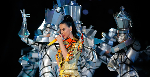Katy Perry Superbowl with Chess Pieces!