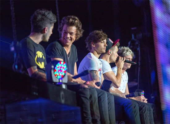 One Direction In Concert – Total Girl