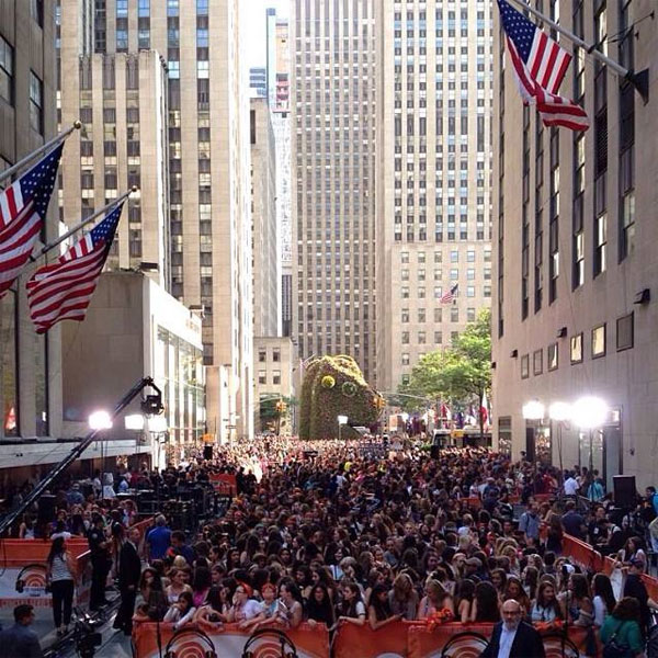 Photo: 5 Seconds of Summer fans pack the Rockefeller Plaza!