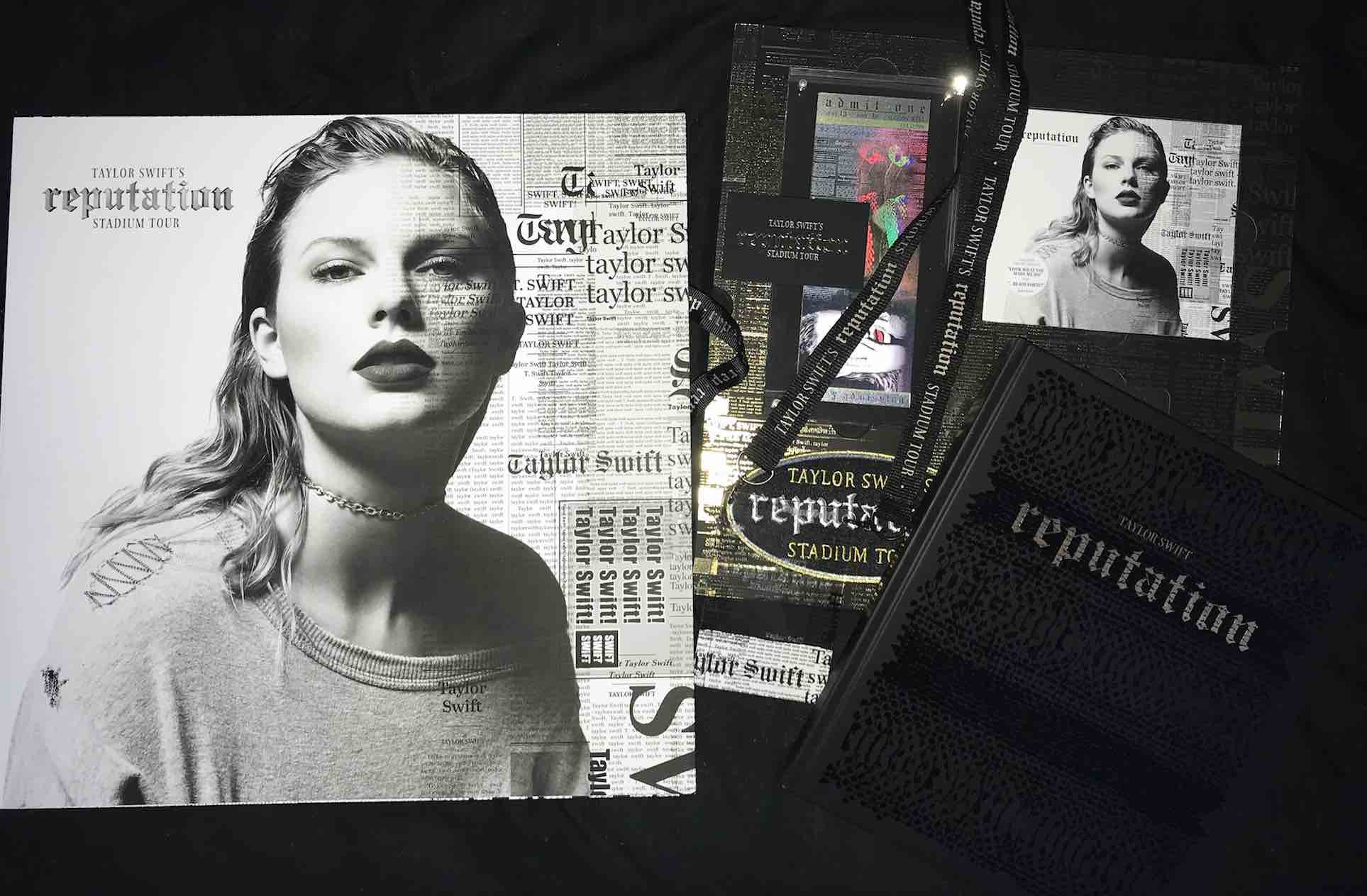 Taylor Swift VIP box Taylor Swift VIP box