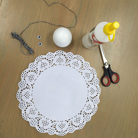 Adorable Halloween Doily Ghosts DIY – Total Girl